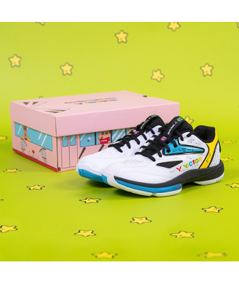 Victor x Crayon Shin Chan Junior Court Shoes A39JRCS AC (White/Black) les ligaments