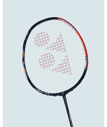 Yonex Astrox 77 Play (High Orange) Pre-Strung Par le système avancé 